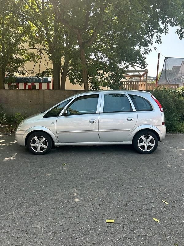 Gebraucht 2005 Opel Meriva Sport Van / Kleinbus | 1.900 € (Fairer Preis) - Bild 1/4