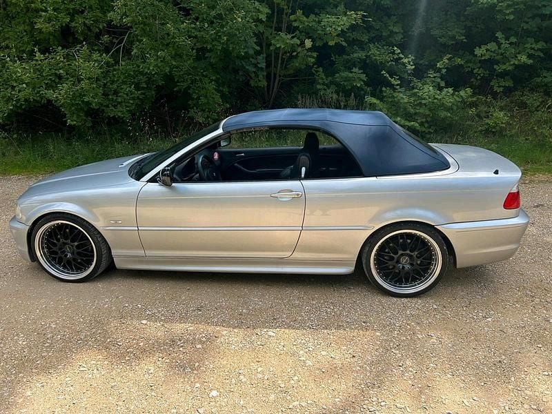 Silber Gebraucht 2002 BMW 320 Cabriolet M Sport Cabrio | 5.500 € (Superpreis) - Bild 1/4