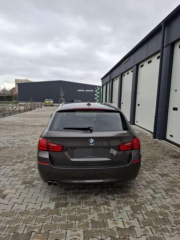 Używany BMW 520 184 KM (135 kW) 2012 Brązowy Kombi