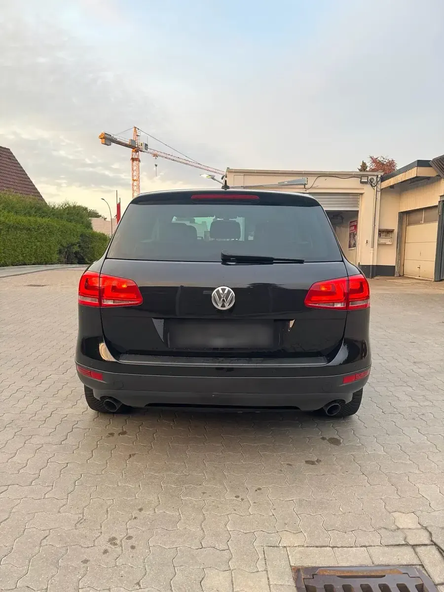 Gebraucht VW Touareg 245 PS (180 kW) 2013 Schwarz SUV
