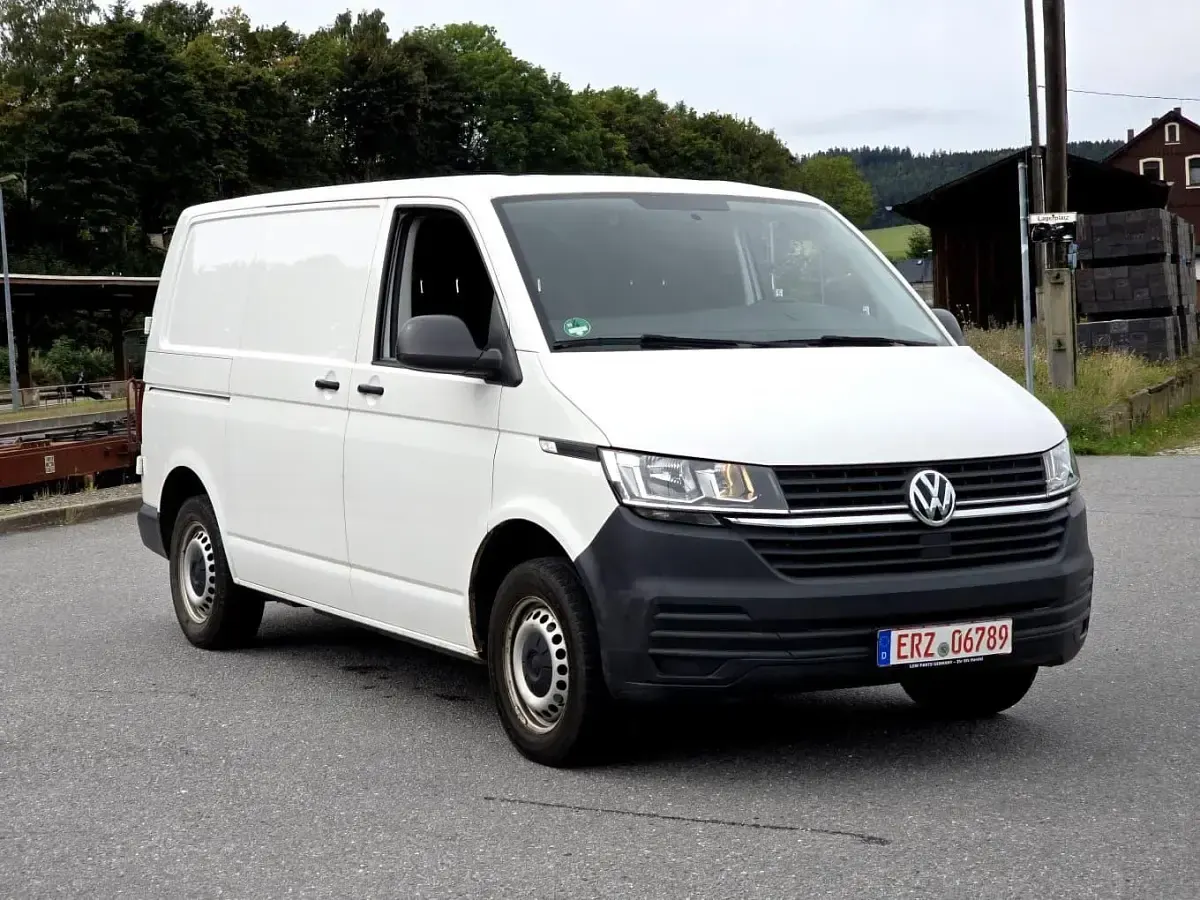 Gebraucht VW T6.1 150 PS (110 kW) 2020 Weiß Van