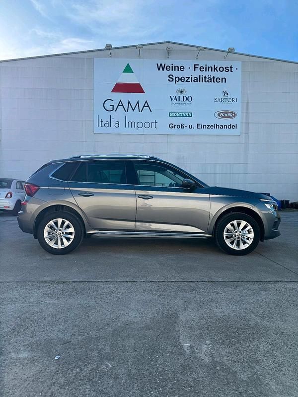 Gebraucht Skoda Kamiq 150 PS (110 kW) 2025 Grau SUV