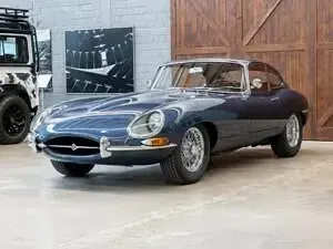 Begagnad Jaguar E-Type 269 HK (197 kW) 1962 Blå Sportkupé