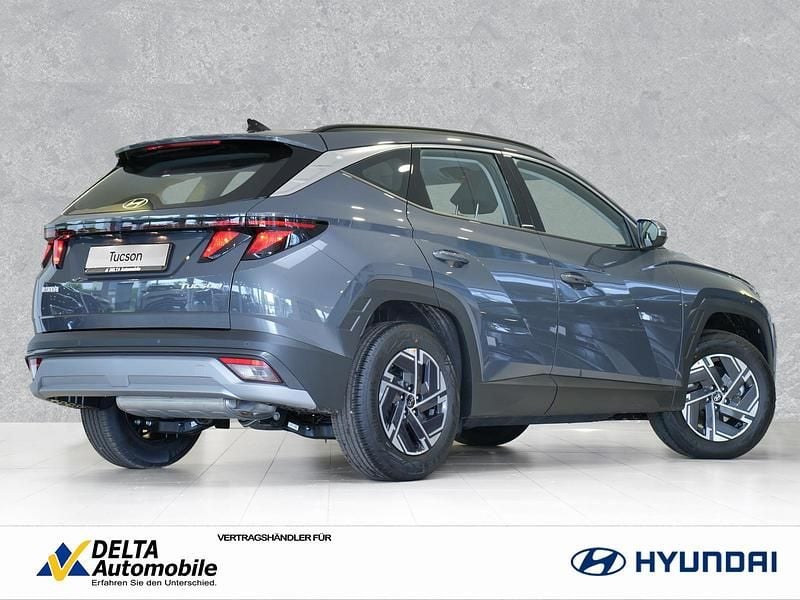 Neu Hyundai Tucson Select 150 PS (110 kW) 2026 Ecotronic grey SUV
