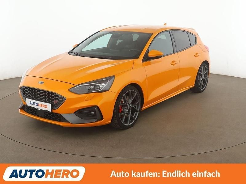 Second-hand Ford Focus ST 280 CP (205 kW) 2019 Portocaliu Berlinǎ