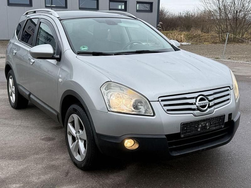 Gebraucht Nissan Qashqai +2 Acenta 103 PS (75 kW) 2009 Silber SUV
