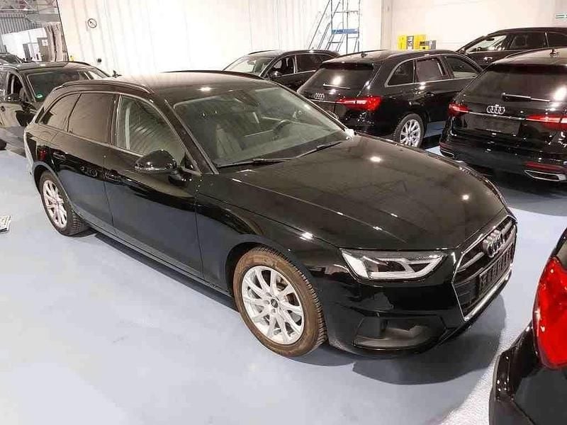 Gebraucht Audi A4 150 PS (110 kW) 2022 Schwarz Kombi