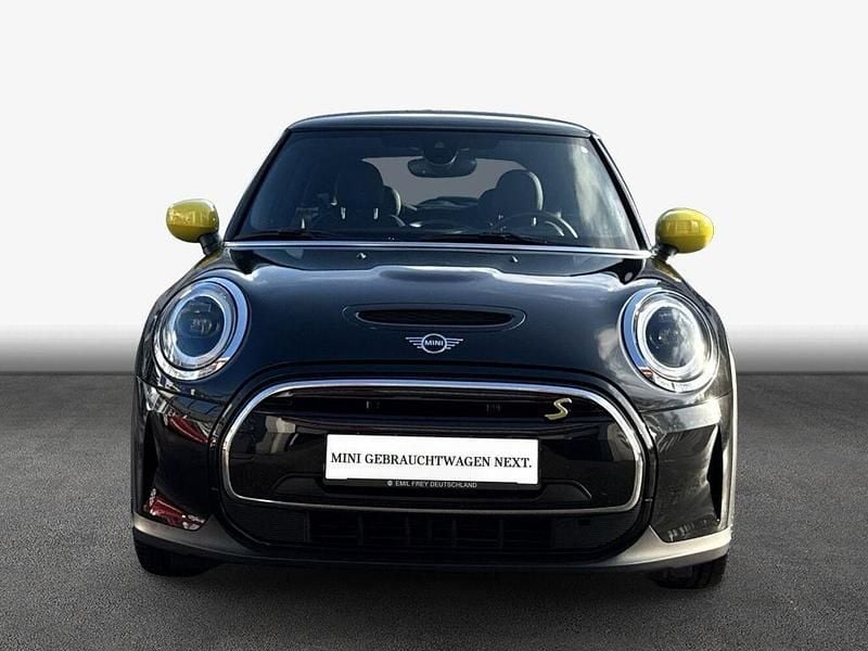 Gebraucht Mini Cooper SE 135 kW (184 PS) 2023 Schwarz Kleinwagen