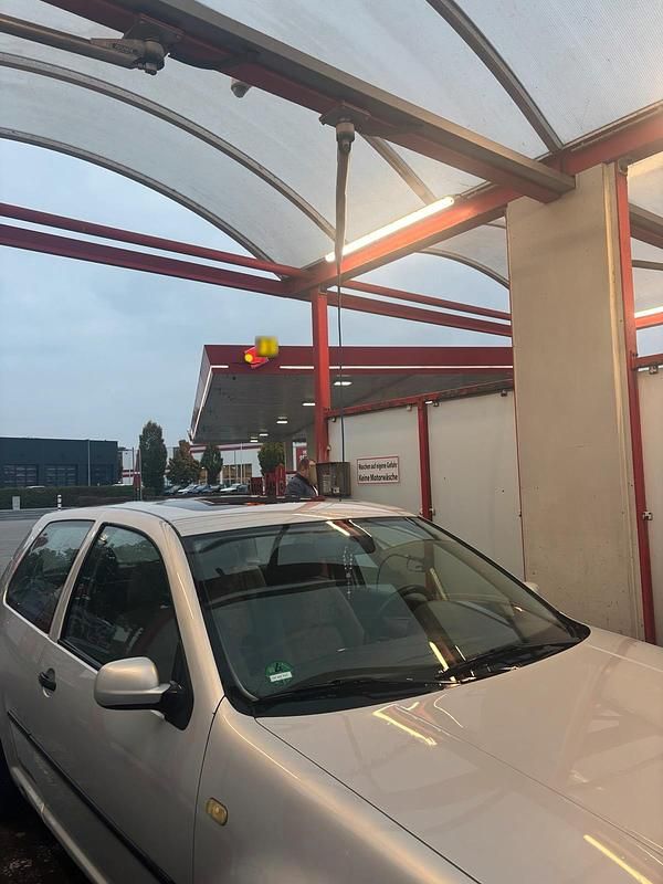 Gebraucht VW Golf IV 101 PS (74 kW) 1999 Silber Kleinwagen