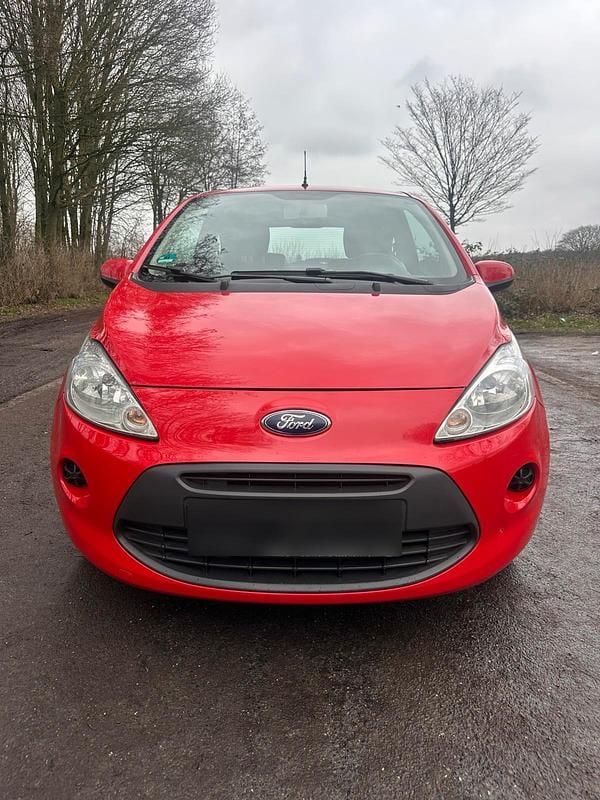 Second-hand Ford Ka 70 CP (51 kW) 2013 Roșu Hatchback