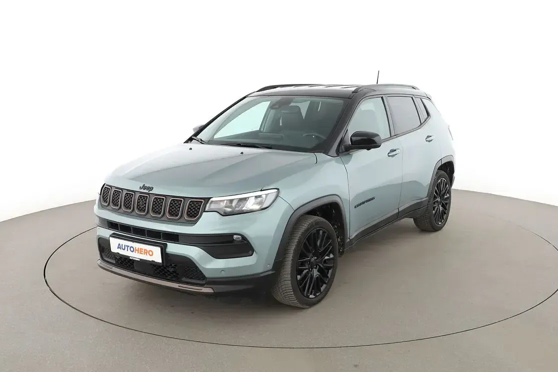 Gebraucht Jeep Compass Limited 60 PS (44 kW) 2022 SUV