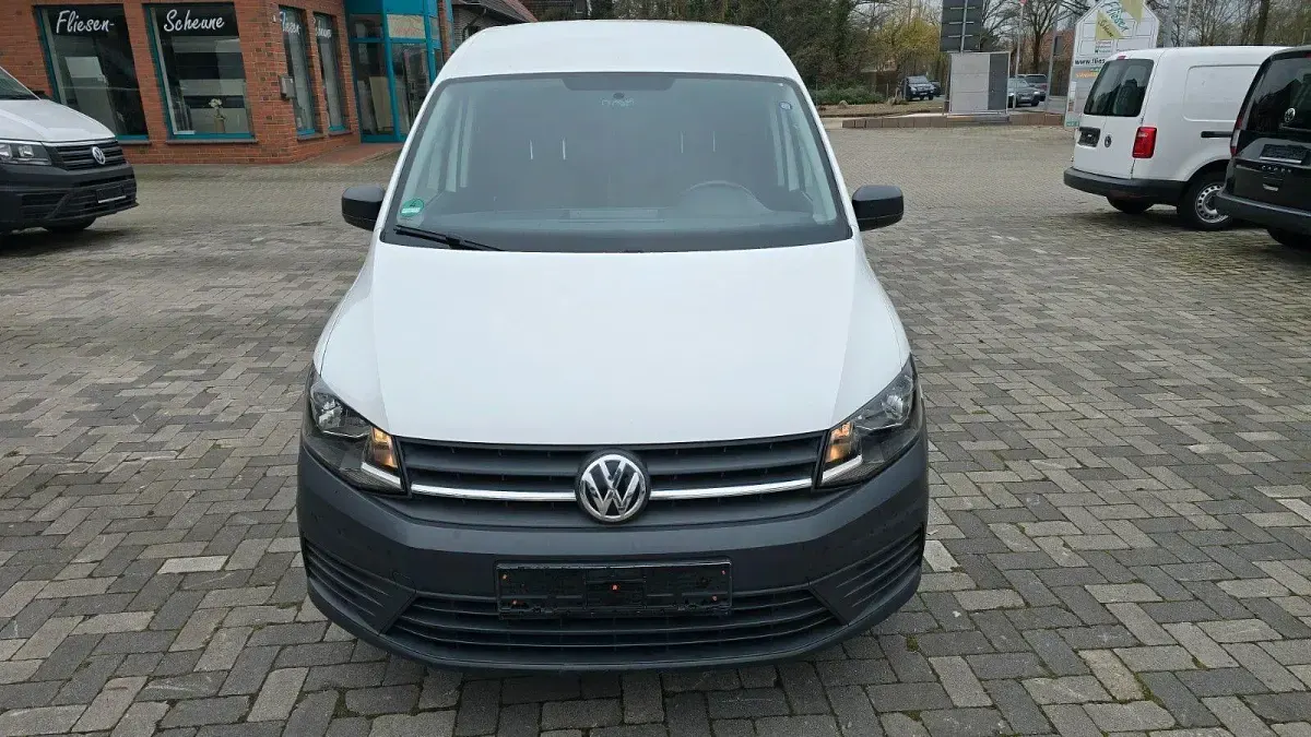 Second-hand VW Caddy 75 CP (55 kW) 2020 Alb Monovolum