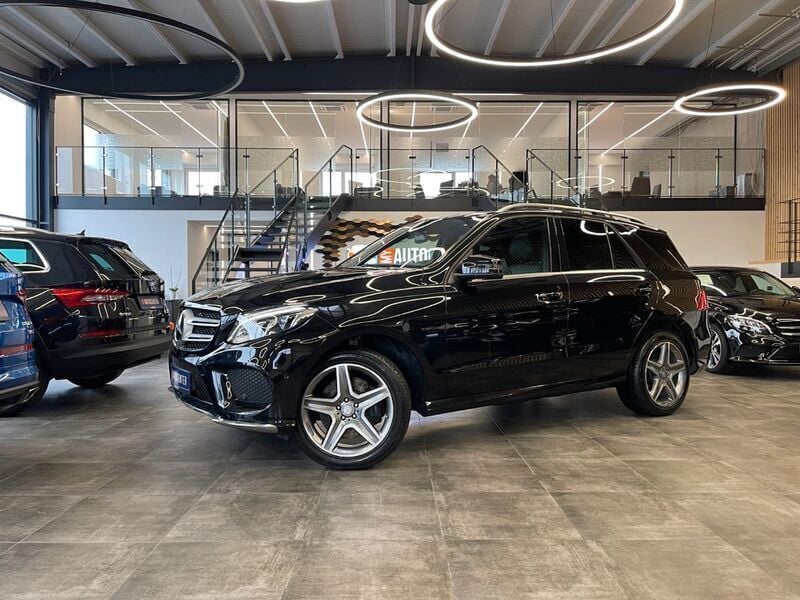 Schwarz Gebraucht 2016 Mercedes GLE500 AMG line SUV | 27.899 € (Fairer Preis) - Bild 1/4