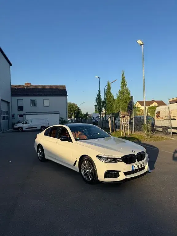 Gebraucht BMW 530e iPerformance 292 PS (214 kW) 2020 Weiß Limousine