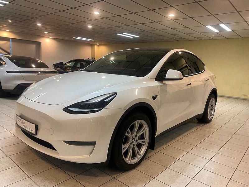 Gebraucht Tesla Model Y 378 kW (514 PS) 2023 Weiß SUV