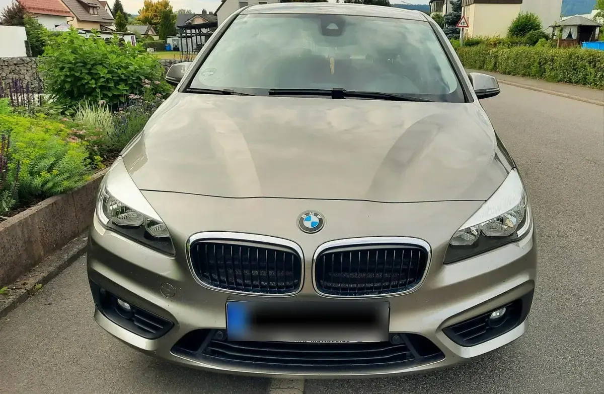 Gebraucht BMW 218 Advantage 150 PS (110 kW) 2016 Beige Kombi