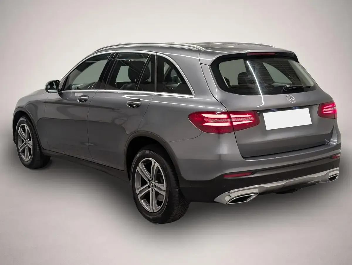 Gebraucht Mercedes GLC350 258 PS (189 kW) 2019 Manufacturer SUV