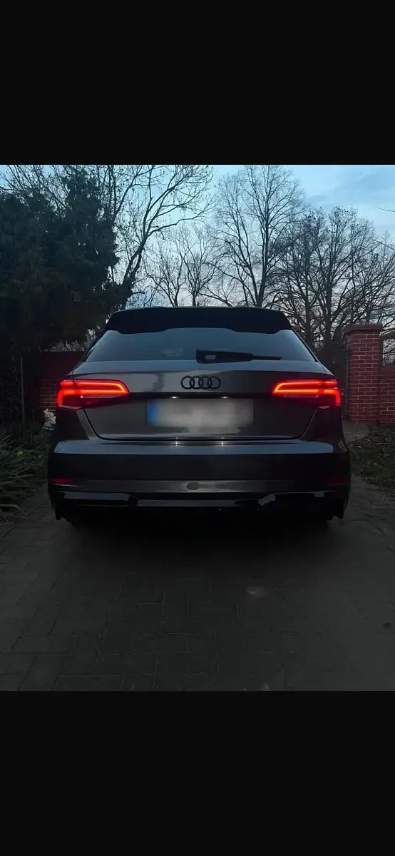 Gebraucht Audi A3 S-Line 150 PS (110 kW) 2017 Grau Limousine