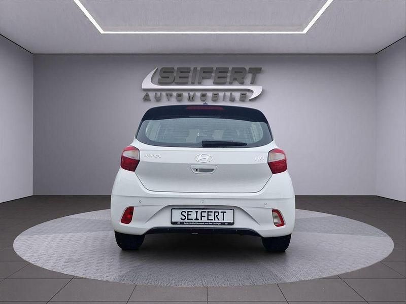 Gebraucht Hyundai i10 Trend 79 PS (58 kW) 2025 Atlas white / sol Kleinwagen