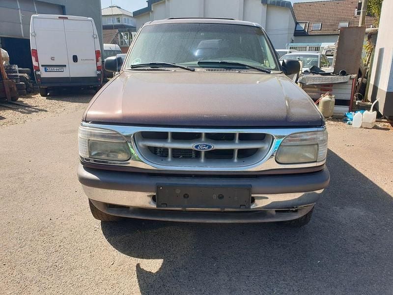 Second-hand Ford Explorer 204 CP (150 kW) 1998 Mov SUV