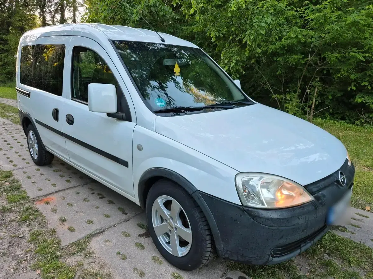 Gebraucht Opel Combo 90 PS (66 kW) 2010 Weiß Van / Kleinbus