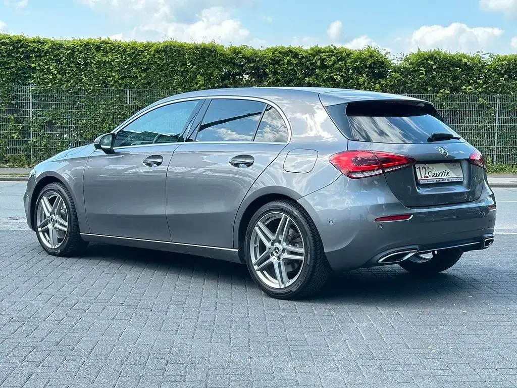 Gebraucht Mercedes A250 224 PS (164 kW) 2018 Grau Limousine