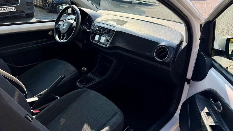 Gebraucht VW up! 60 PS (44 kW) 2019 Weiß Kleinwagen