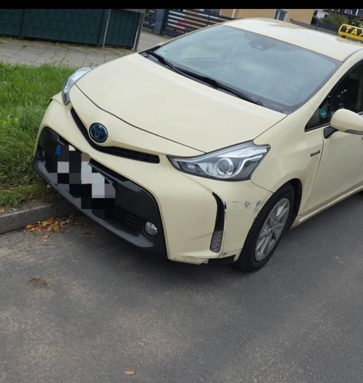 Gebraucht Toyota Prius+ 136 PS (100 kW) 2021 Weiß Van / Kleinbus
