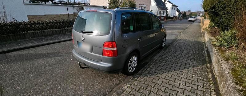 Gebraucht VW Touran Highline 140 PS (102 kW) 2006 Grau Van / Kleinbus