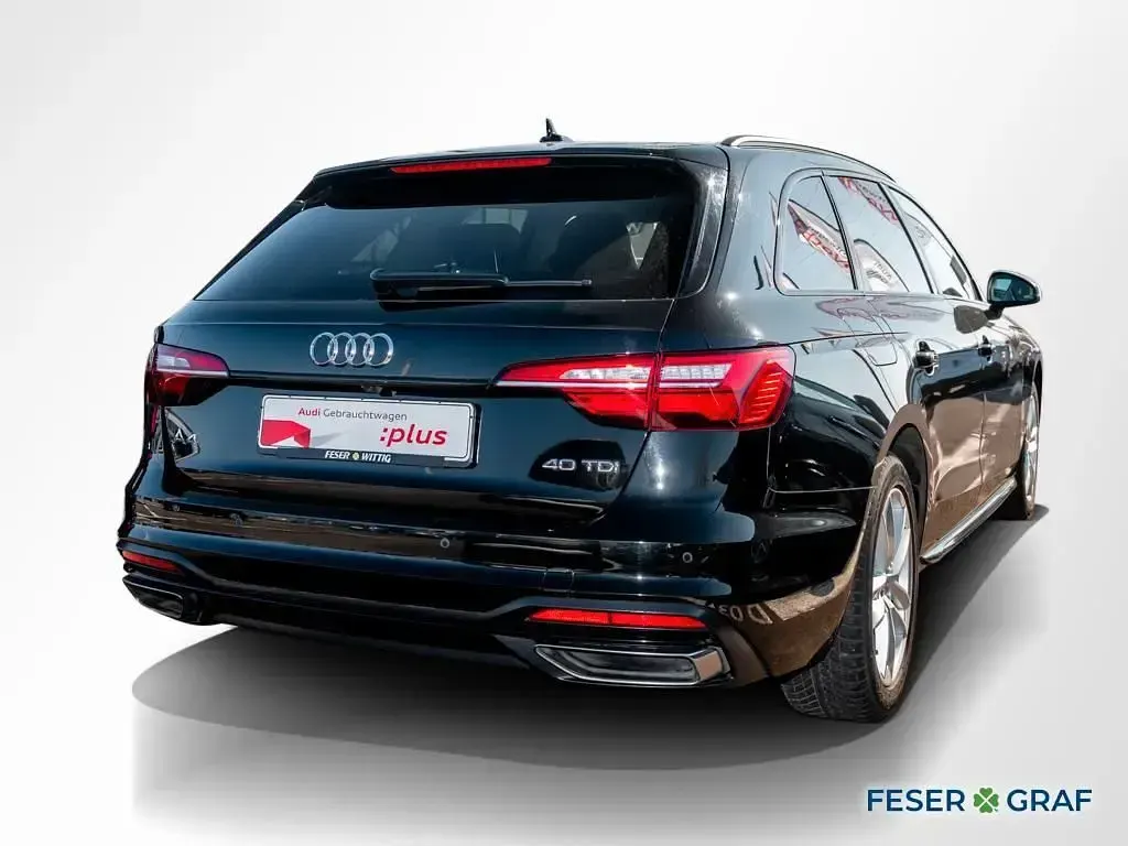 Gebraucht Audi A4 Advanced 204 PS (150 kW) 2022 Mythosschwarz metallic Kombi