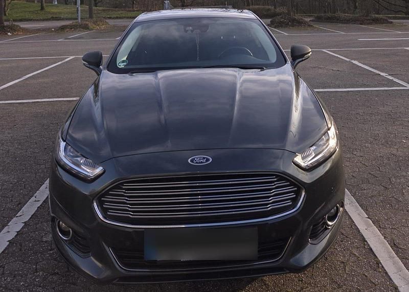 Używany Ford Mondeo Titanium 180 KM (132 kW) 2016 Sedan/Limuzyna
