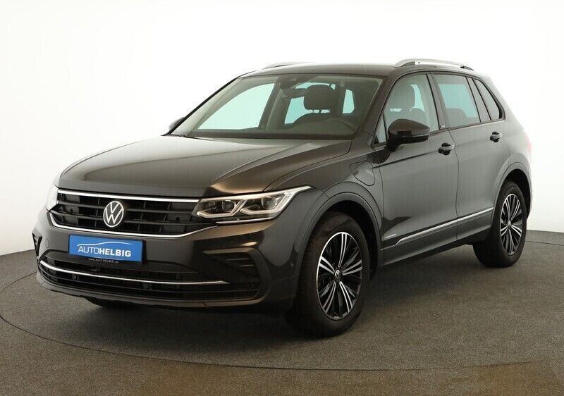 Uranograu Gebraucht 2022 VW Tiguan Active SUV | 26.880 € (Fairer Preis) - Bild 1/4