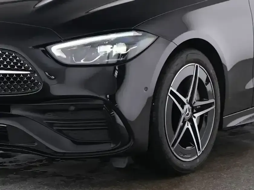 Gebraucht Mercedes C180 AMG 170 PS (125 kW) 2025 Schwarz metalliclack obsidianschwarz Limousine