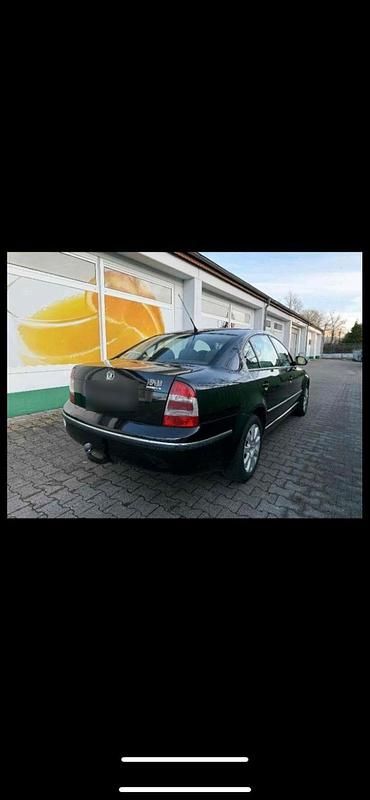 Gebraucht Skoda Superb 140 PS (102 kW) 2008 Schwarz Limousine