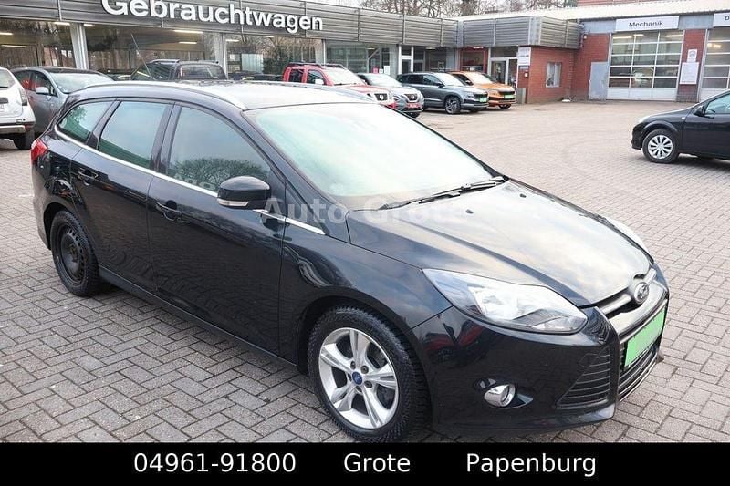 Gebraucht Ford Focus 101 PS (74 kW) 2012 Schwarz Limousine