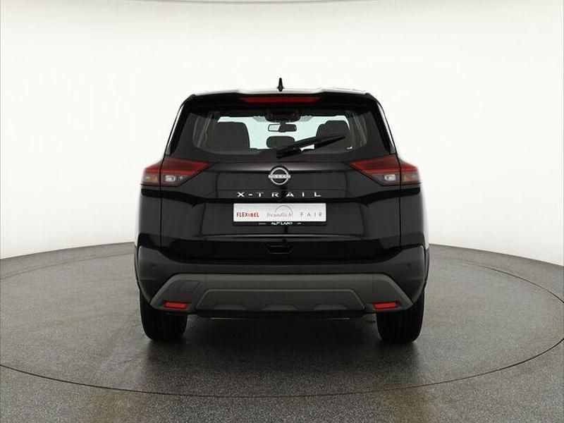 Neu Nissan X-Trail Acenta 163 PS (119 kW) 2025 Schwarz SUV
