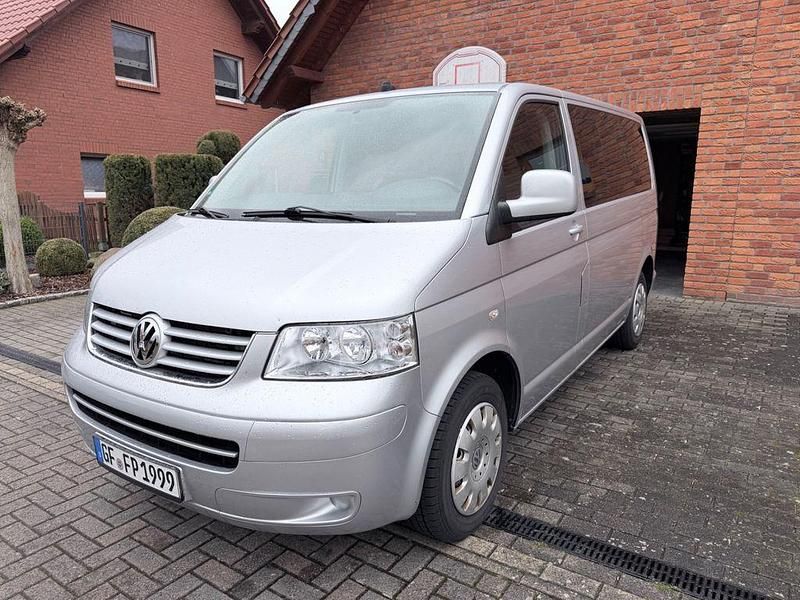 Gebraucht VW T5 131 PS (96 kW) 2008 Silber Van