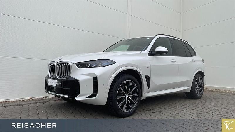 Mineralweiß metallic Gebraucht 2024 BMW X5 Comfort Edition SUV | 76.909 € - Bild 1/4