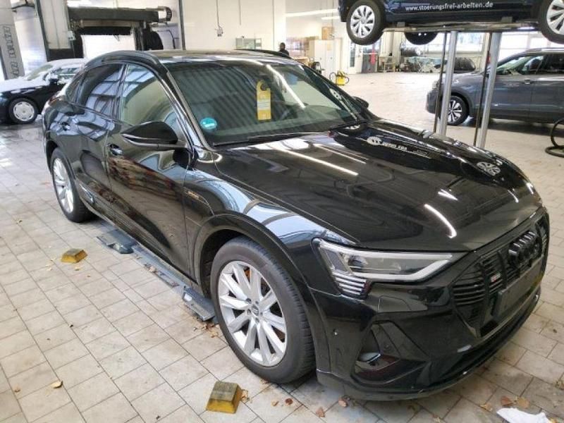 Usata Audi e-tron 300 kW (408 CV) 2022 Nero SUV