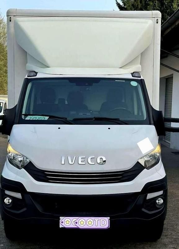 Gebraucht Iveco Daily 179 PS (131 kW) 2018 Van