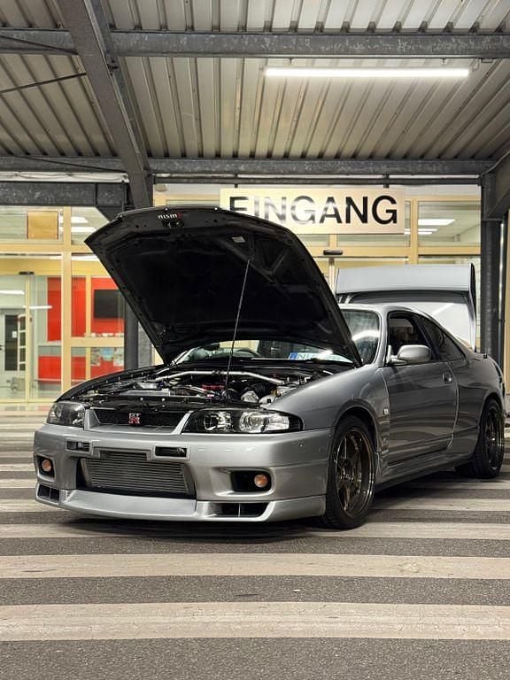 Silber Gebraucht 1997 Nissan Skyline Coupé | 59.000 € - Bild 1/4