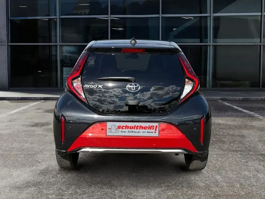 Gebraucht Toyota Aygo X X-plore 72 PS (52 kW) 2023 SUV