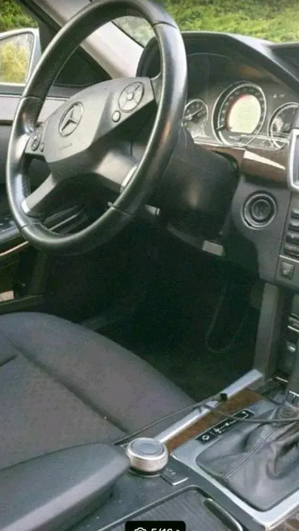 Gebraucht Mercedes E220 Elegance 170 PS (125 kW) 2011 Silber Limousine