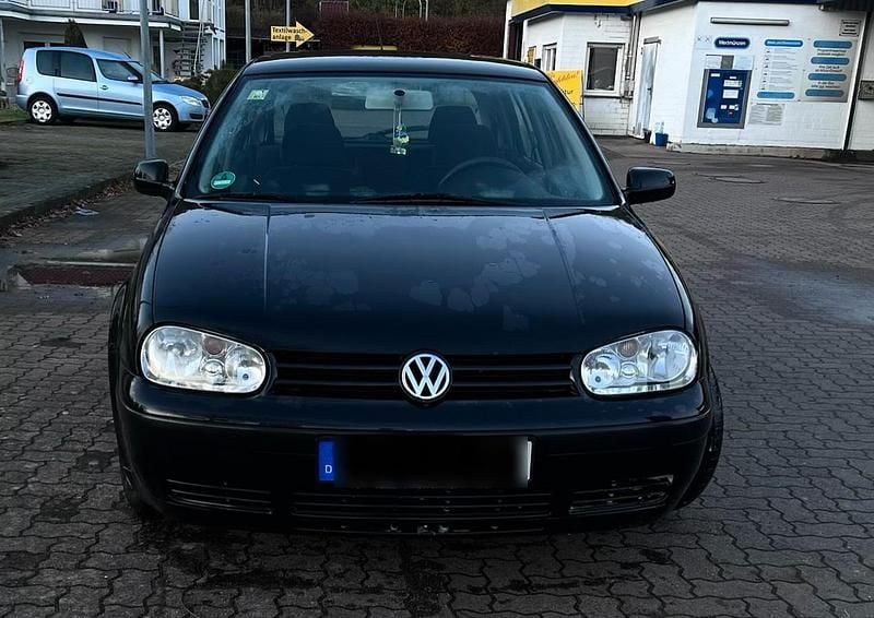 Gebraucht VW Golf IV 105 PS (77 kW) 2001 Schwarz Limousine