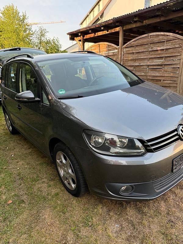 Grau Gebraucht 2012 VW Touran Van / Kleinbus | 4.500 € (Fairer Preis) - Bild 1/4