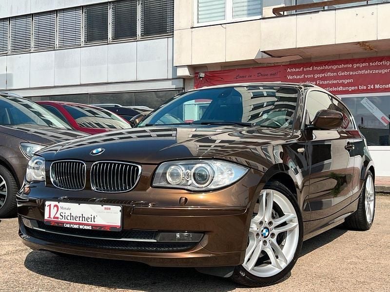 Braun Gebraucht 2010 BMW 130 Advantage Kleinwagen | 14.990 € (Fairer Preis) - Bild 1/3