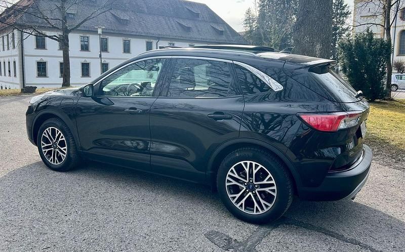 Gebraucht Ford Kuga Titanium X 224 PS (164 kW) 2021 Schwarz SUV