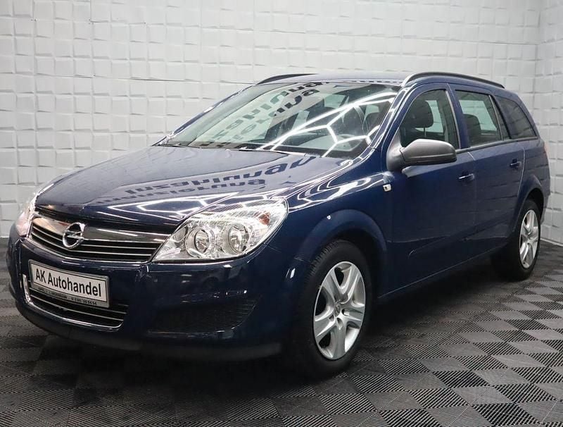 Gebraucht Opel Astra Edition 116 PS (85 kW) 2008 Blau Limousine