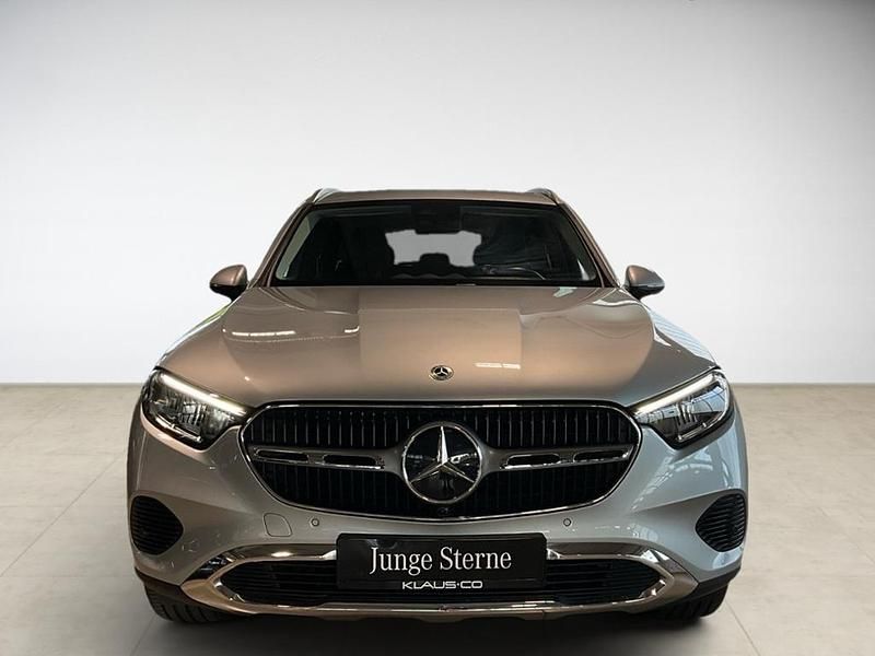 Gebraucht Mercedes GLC200 Avantgarde 204 PS (150 kW) 2024 Metalliclack hightechsilber (metallic) SUV