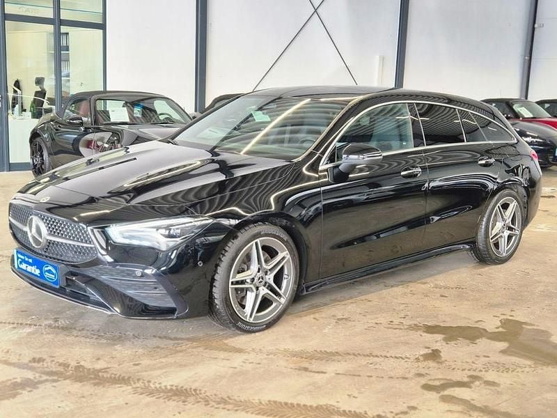 Gebraucht Mercedes CLA220 AMG line 190 PS (139 kW) 2023 Nachtschwarz Limousine
